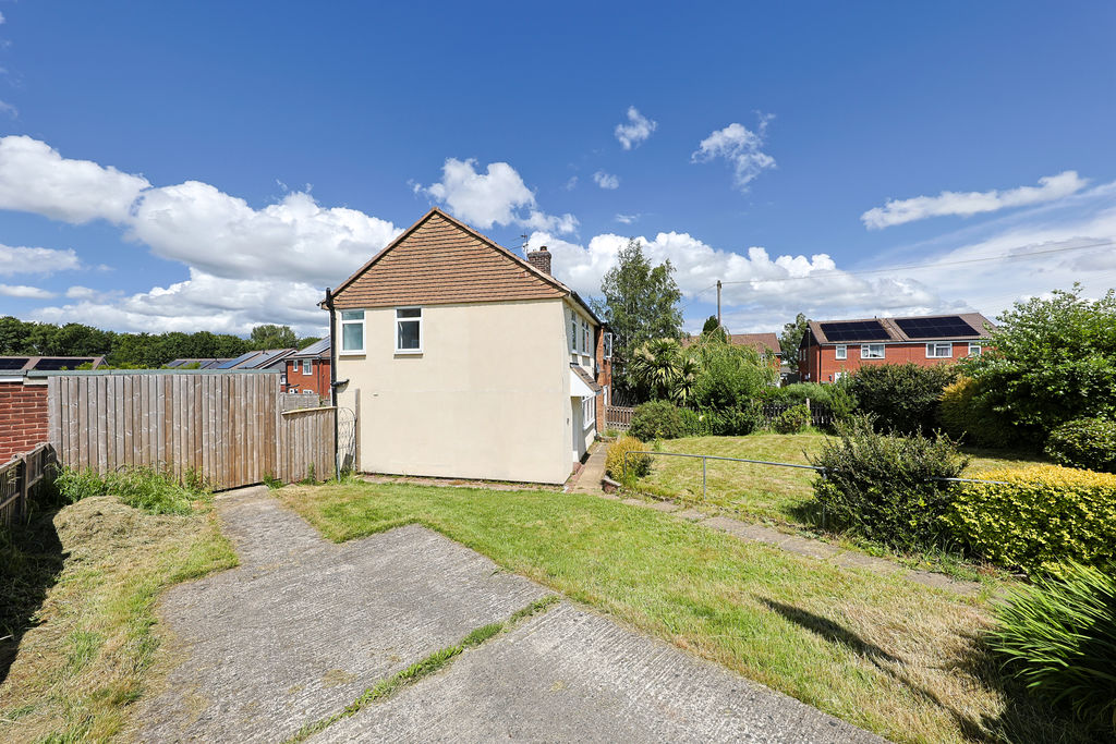 Masefield Avenue Holmewood